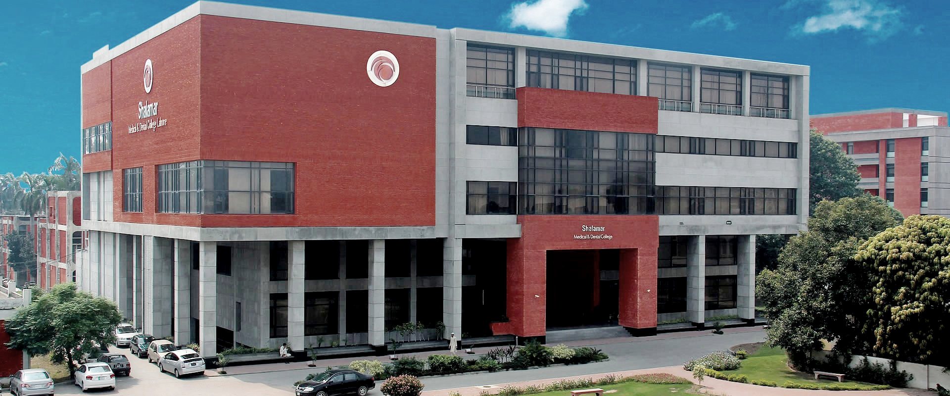 Shalimar Hospital Haq Aluminium PROJECT